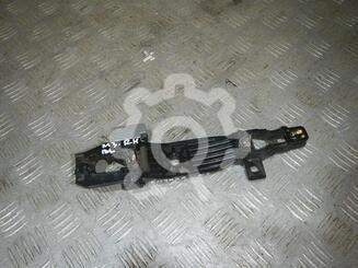 Кронштейн ручки Mazda 3 II [BL] 2009 - 2013