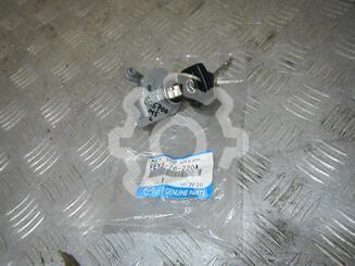 Вставка замка двери Mazda 5 I [CR] 2005 - 2010