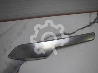 Накладка решетки радиатора Mitsubishi Outlander III 2012 - 2024