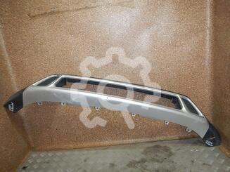 Накладка бампера переднего Mitsubishi Outlander III 2012 - 2024
