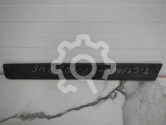 Молдинг двери задней правой Nissan X - Trail (T32) c 2014 г.