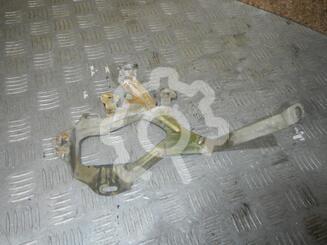 Кронштейн (сопут. товар) Nissan Micra III [K12] 2002 - 2010