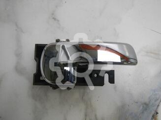 Ручка двери внутренняя правая Nissan Navara (Frontier) III (D40) 2004 - 2015
