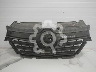 Решетка радиатора Renault Sandero II 2013 - н.в.