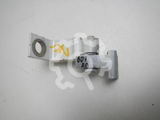 Петля двери Skoda Rapid I 2012 - 2020