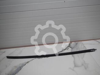 Молдинг стекла лобового Toyota Camry VIII [XV70] 2017 - н.в.