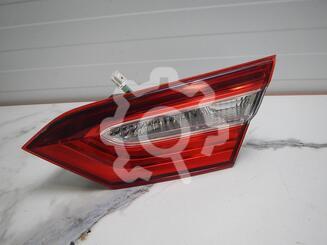 Фонарь задний внутренний правый Toyota Camry VIII [XV70] 2017 - н.в.