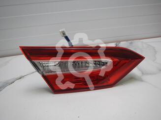 Фонарь задний внутренний левый Toyota Camry VIII [XV70] 2017 - н.в.
