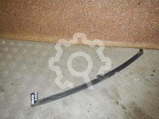 Направляющая стекла двери Toyota Corolla X [E14, E150] 2006 - 2013