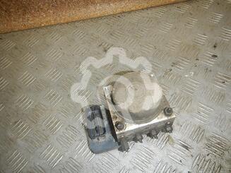 Блок ABS (насос) Toyota Corolla X [E14, E150] 2006 - 2013