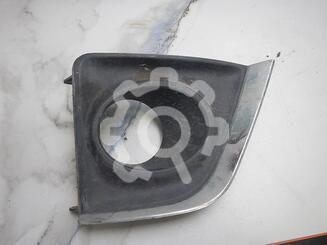 Решетка в бампер Toyota Corolla XI [E160, E170] 2012 - н.в.
