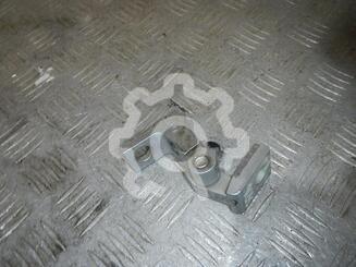 Петля двери Volkswagen Polo V (Sedan RUS) 2011 - 2020
