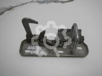 Крючок капота Volkswagen Golf VI 2009 - 2012