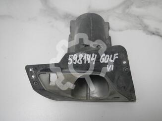 Кронштейн форсунки омывателя фары Volkswagen Golf VI 2009 - 2012