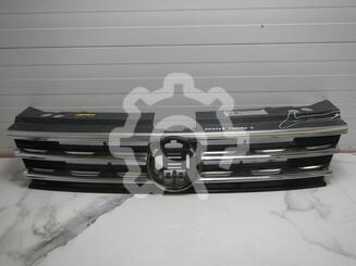 Решетка радиатора Volkswagen Tiguan II 2016 - н.в.