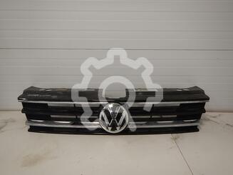 Решетка радиатора Volkswagen Tiguan II 2016 - н.в.