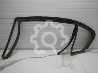 Уплотнитель стекла двери Volkswagen Passat [B7] 2011 - 2015