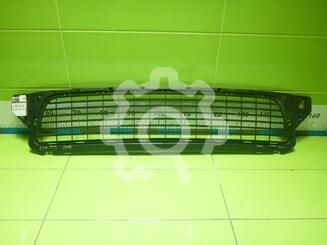 Решетка в бампер Renault Duster I 2010 - 2021