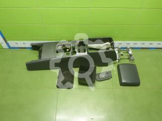 Подлокотник Volkswagen Touareg I 2002 - 2010
