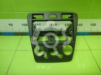 Рамка магнитолы Ford Fusion 2002 - 2012