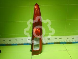 Фонарь задний правый Ford Fusion 2002 - 2012
