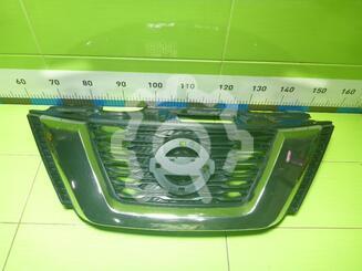 Решетка радиатора Nissan X - Trail (T32) c 2014 г.