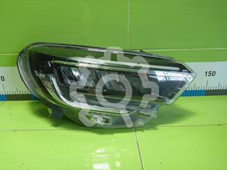 Фара правая Lada Vesta 2015 - н.в.