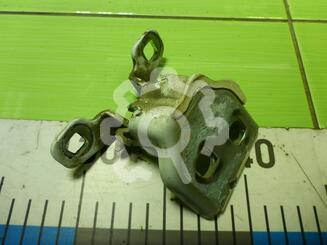 Петля двери Lada Largus 2012 - н.в.