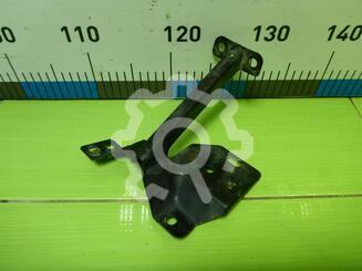 Кронштейн передней панели Mazda 5 I [CR] 2005 - 2010