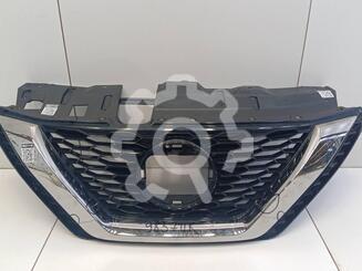 Решетка радиатора Nissan Qashqai (J11) c 2014 г.