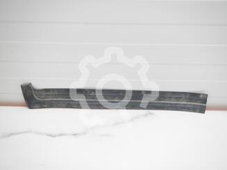 Уплотнитель двери Nissan Qashqai (J10) 2006 - 2014