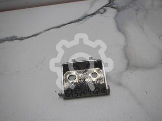 Петля двери багажника Nissan Qashqai (J10) 2006 - 2014