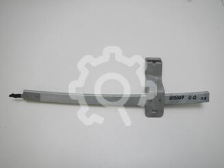 Направляющая стекла двери Nissan Qashqai (J10) 2006 - 2014
