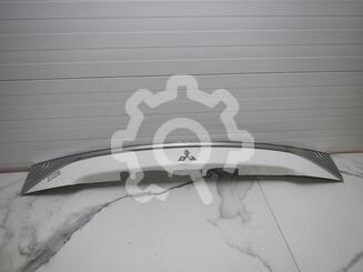 Накладка двери багажника Mitsubishi Outlander III 2012 - 2024