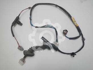 Проводка (коса) Nissan Bluebird Sylphy I [G10] 2000 - 2005