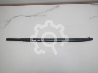 Накладка стекла заднего левого Nissan Juke (F15) c 2011 г.