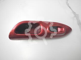 Кнопка стеклоподъемника Nissan Juke (F15) c 2011 г.
