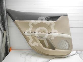 Обшивка двери задней левой Toyota Camry VIII [XV70] 2017 - н.в.