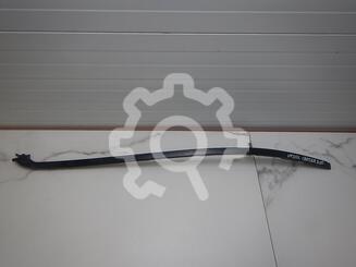 Молдинг стекла лобового Toyota Land Cruiser [200] 2007 - 2021