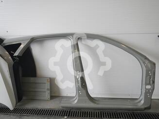 Боковина правая Lada Vesta 2015 - н.в.