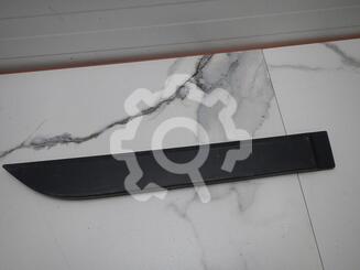 Молдинг двери задней правой Lada Vesta 2015 - н.в.