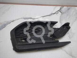 Решетка в бампер Lada Vesta 2015 - н.в.