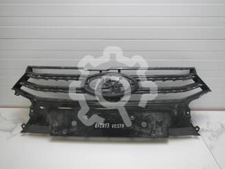 Решетка радиатора Lada Vesta 2015 - н.в.