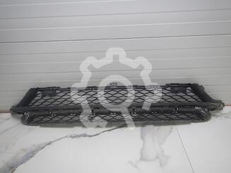 Решетка в бампер Lada Vesta 2015 - н.в.