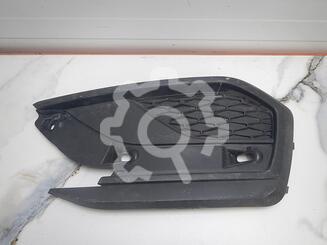 Решетка в бампер Lada Vesta 2015 - н.в.