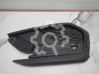 Решетка в бампер Lada Vesta 2015 - н.в.