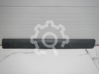 Молдинг двери передней правой Lada Largus 2012 - н.в.