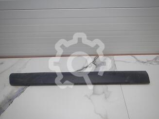 Молдинг двери передней левой Lada Largus 2012 - н.в.