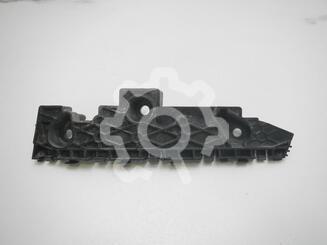 Кронштейн бампера переднего Haval M6 II 2021 - н.в.