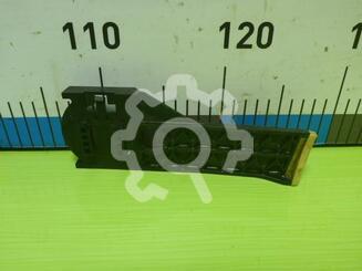 Кронштейн радиатора Mercedes-Benz B-klasse II W242, W246 2011 - 2018